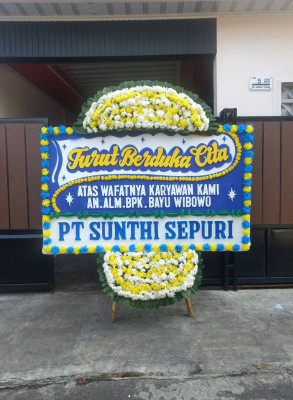 Papan Bunga Duka di Panteraja
