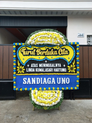 Papan Bunga Duka di Panteraja
